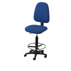 Krzesło obrotowe tapicerowane tkaniną niebieskie wysokie podnóżek Axio KTT01-A2 kółka